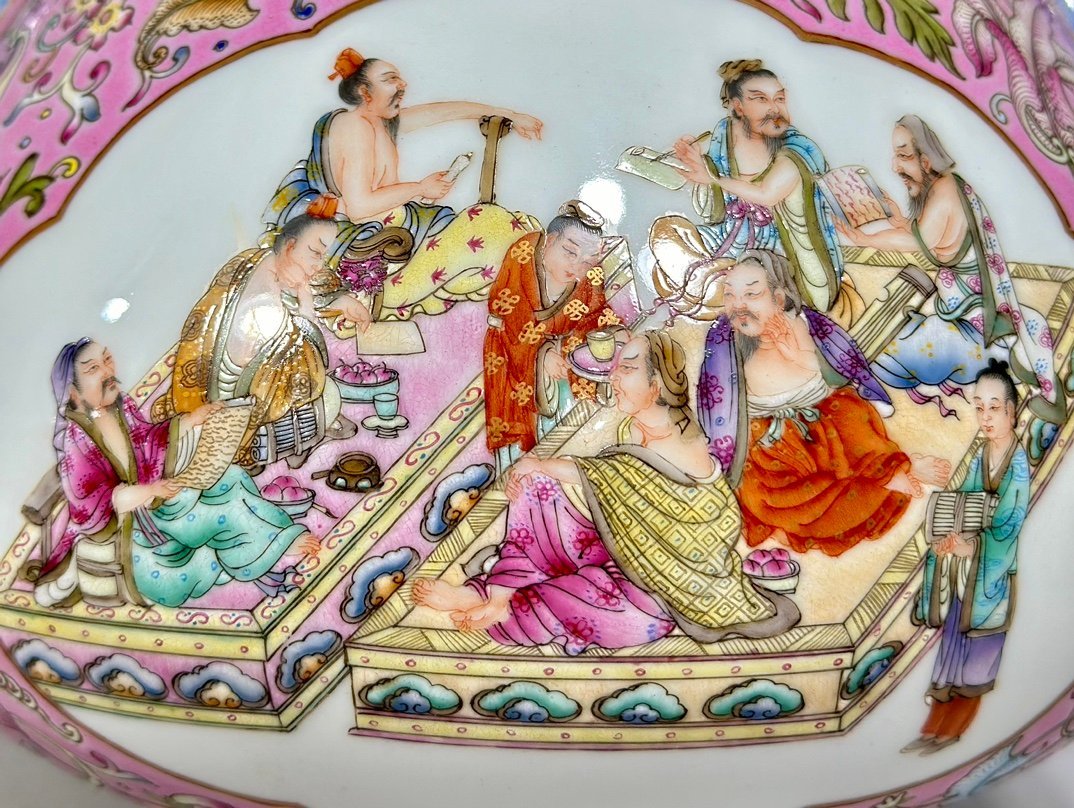 Qing Dynasty Qianlong A two-eared statue of an elegant gathering of figures