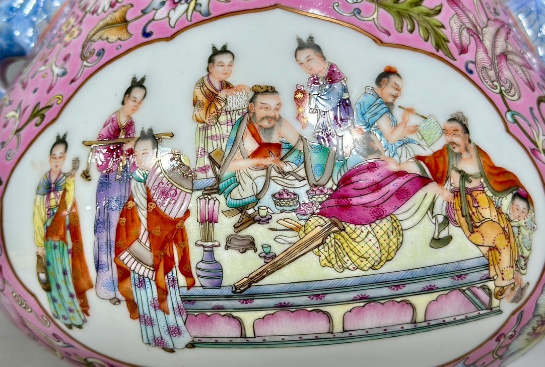 Qing Dynasty Qianlong A two-eared statue of an elegant gathering of figures