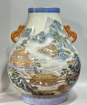 Qing Dynasty Qianlong Enamel double-eared statue of a figure in a landscape