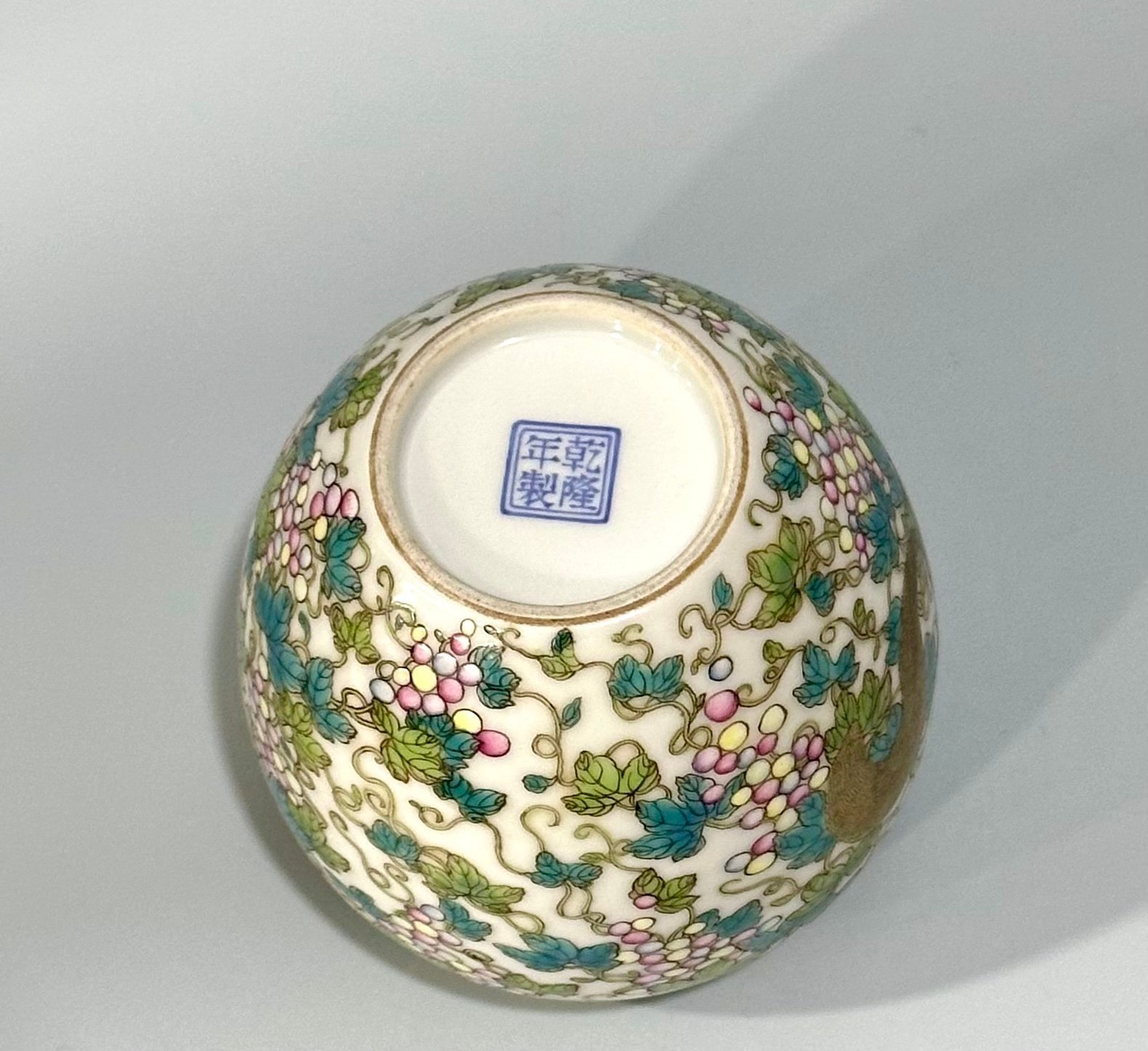 Qing Dynasty Qianlong Pastel squirrel eating apple