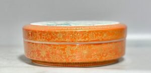 Qing Dynasty Qianlong Pastel coral red gold-painted passion flower wrapped branches
