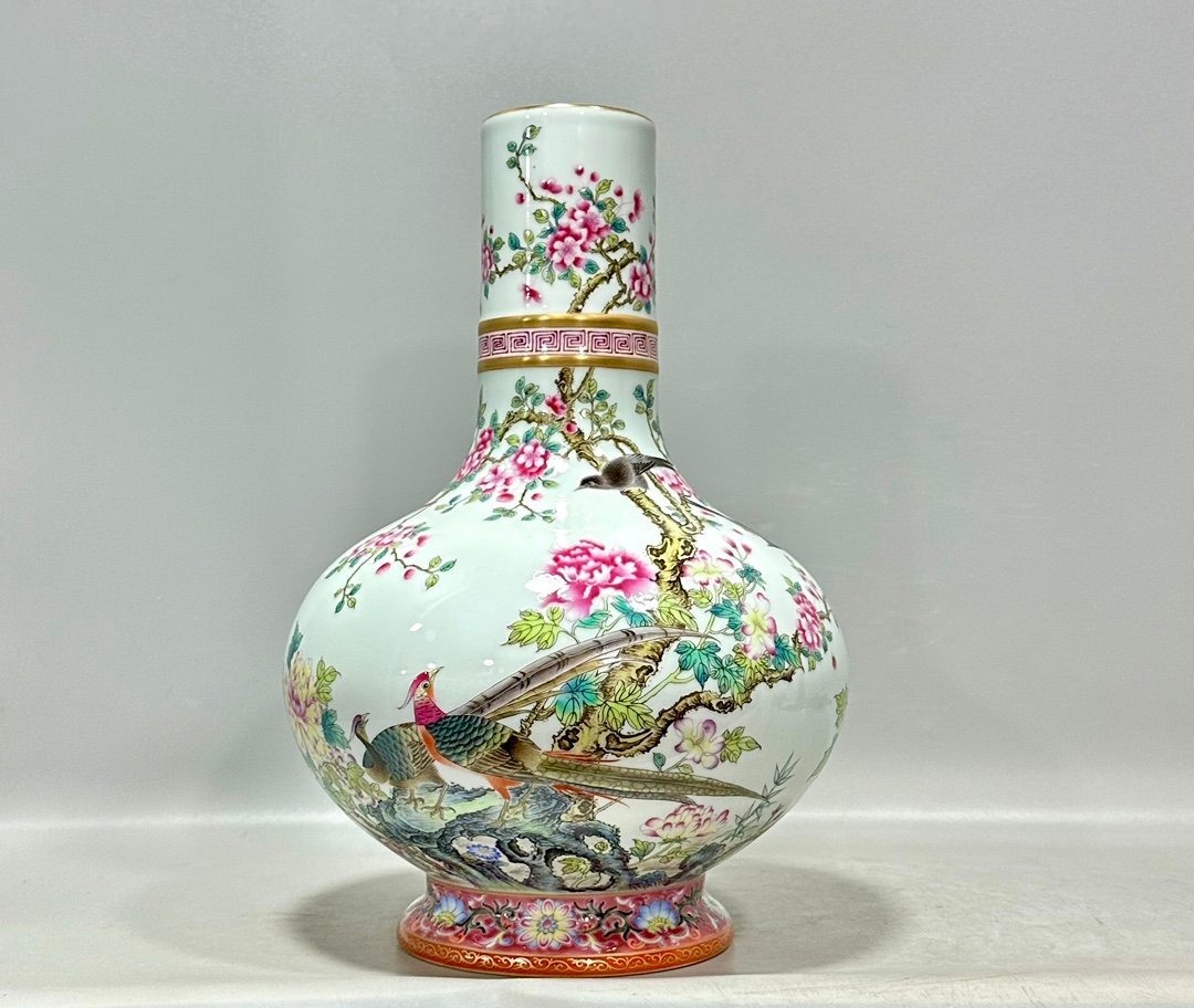 Qing Dynasty Qianlong Pastel flower and bird poems and celestial sphere vase