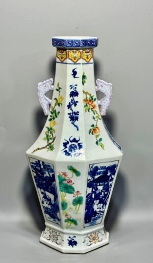 Qing Dynasty Qianlong a blue and white pastel eight-sided character story vase