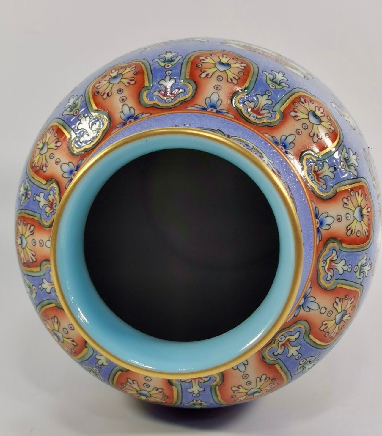 Qing Dynasty Qianlong a blue-ground pastel-painted gilt-painted winter melon vase
