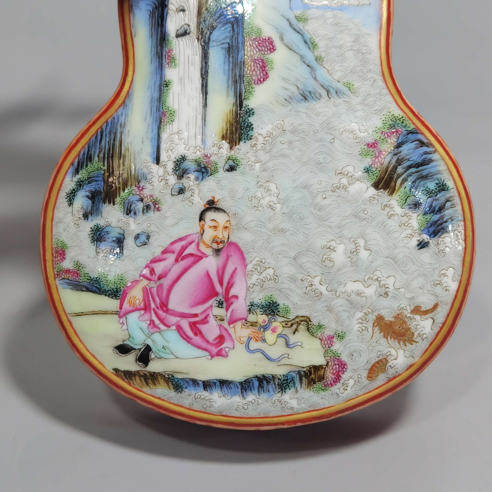 Qing Dynasty Qianlong Pastel painting of Taoist watching a waterfall Gourd-shaped inkstone