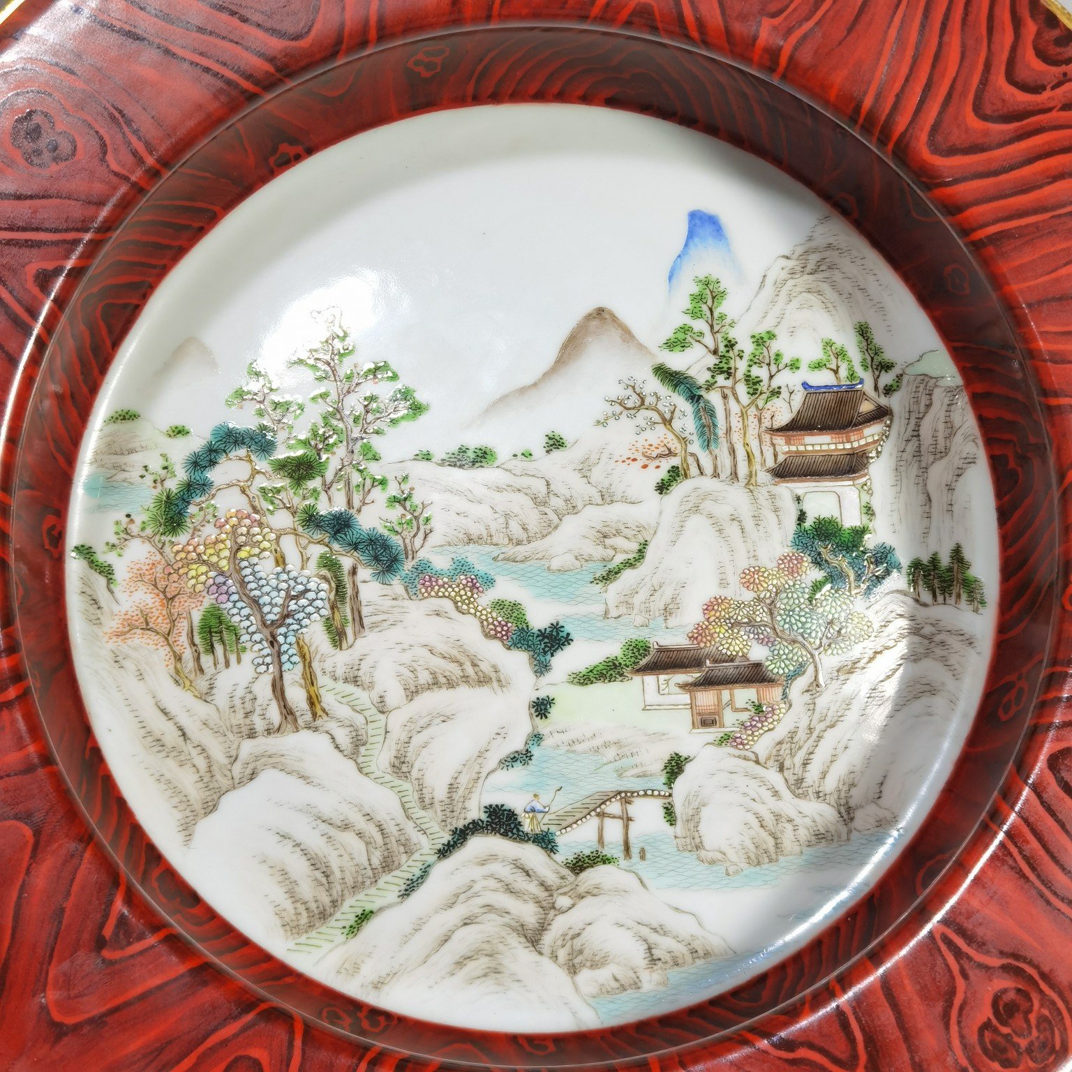 Qing Dynasty Qianlong wood grain glaze pastel landscape figures folded edge and wash