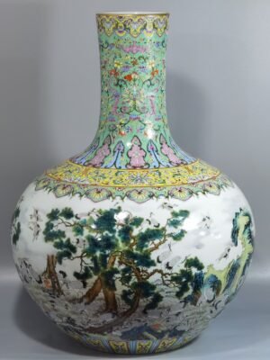 Qing Dynasty Qianlong upper and lower turquoise green space pastel celestial sphere vase