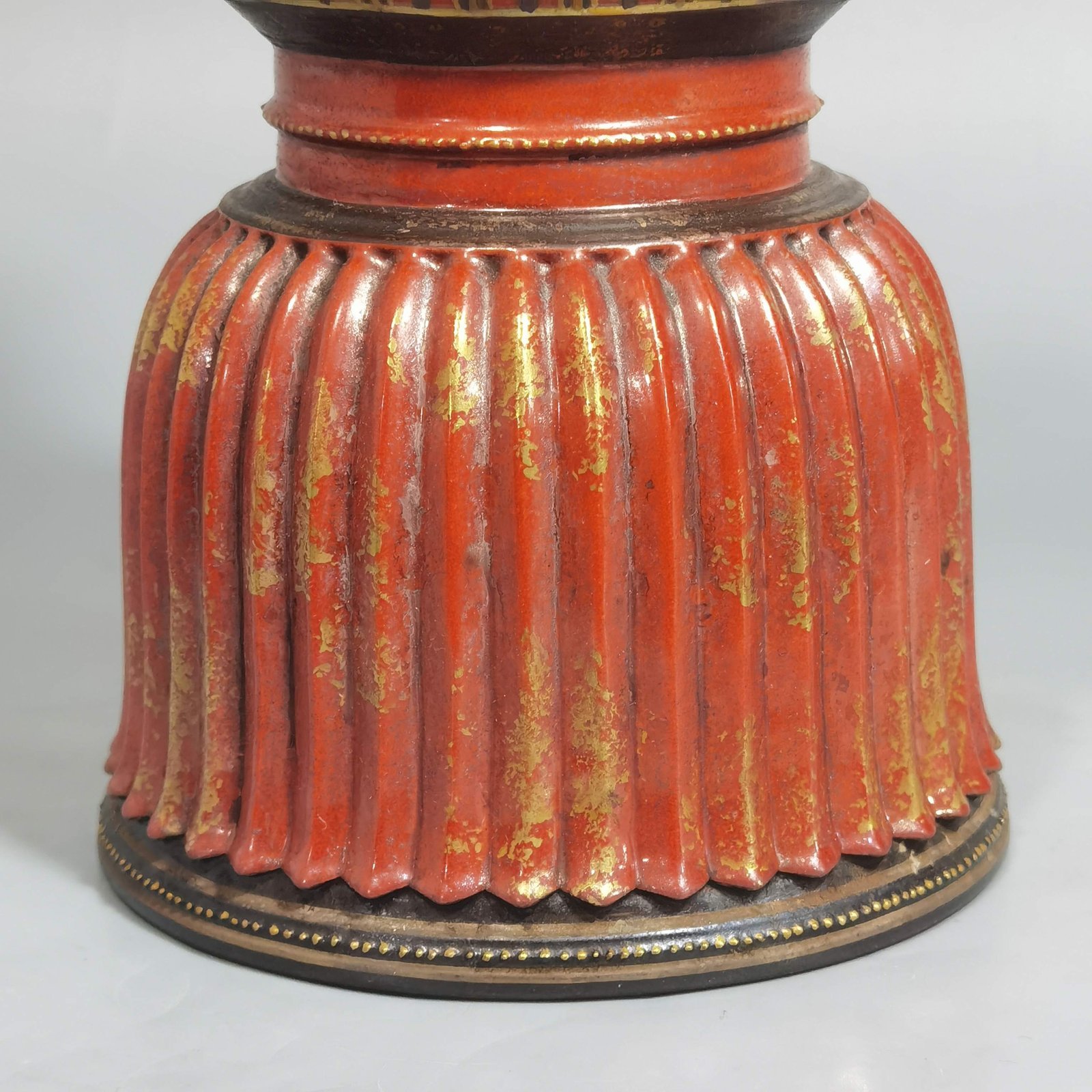 Qing Dynasty Qianlong Zhusha hong gilt silver spray bottle