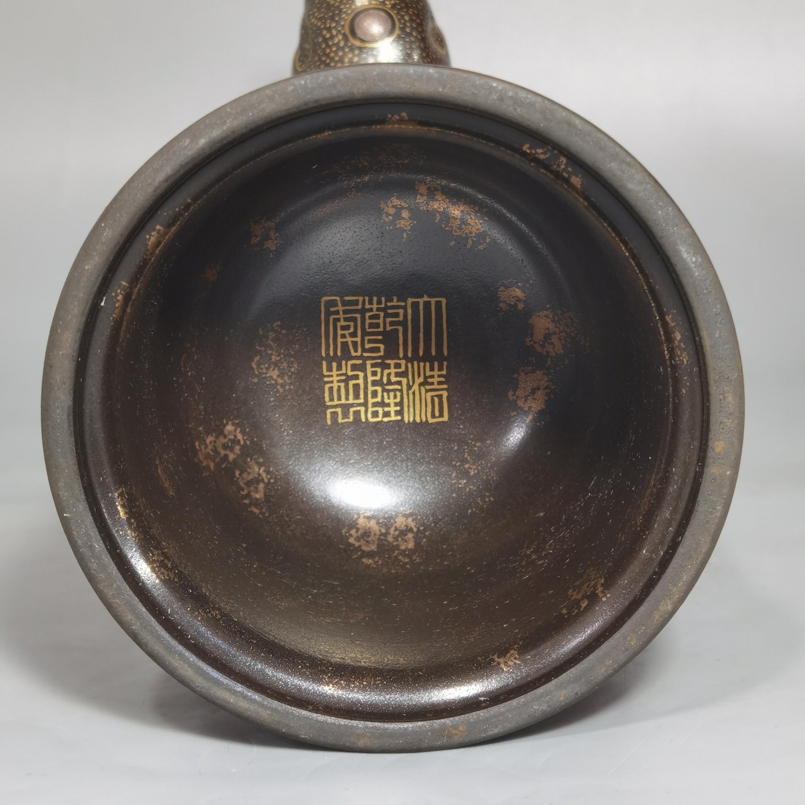 Qing Dynasty Qianlong Zhusha hong gilt silver spray bottle