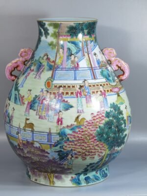 Qing Dynasty Qianlong a pastel Ruyi ear blessing bucket statue