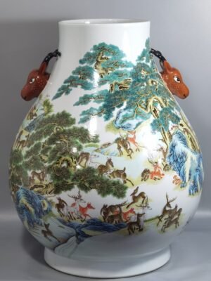Qing Dynasty Qianlong Pastel deer head statue