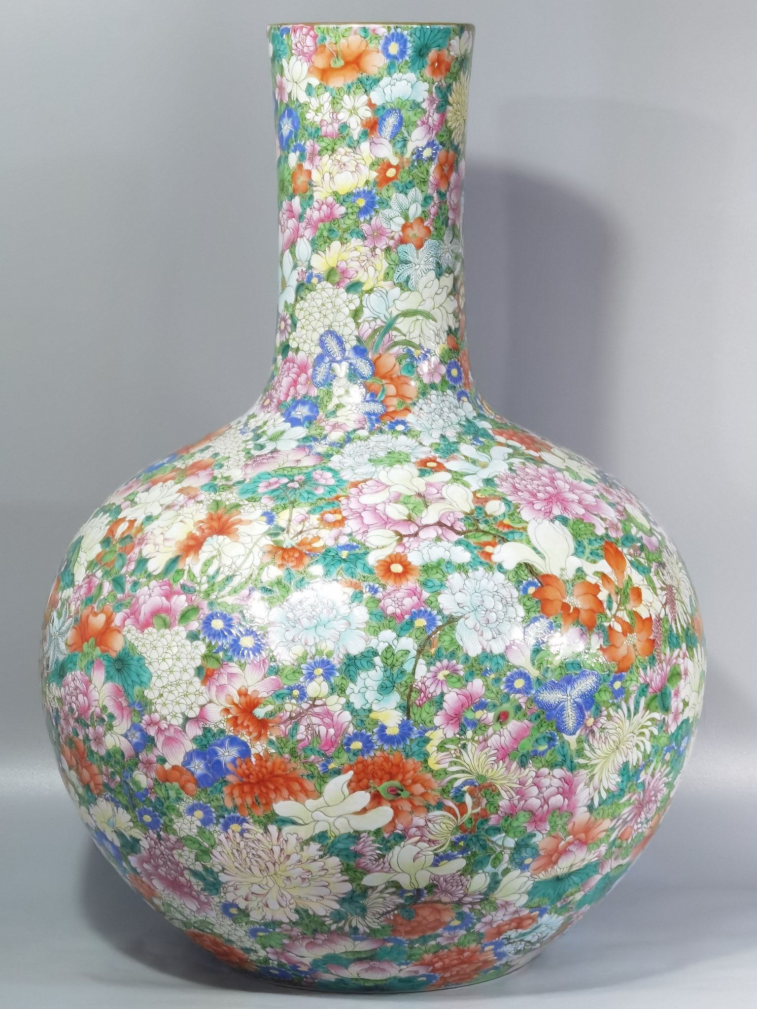 Qing Dynasty Qianlong pastel colored celestial sphere vase