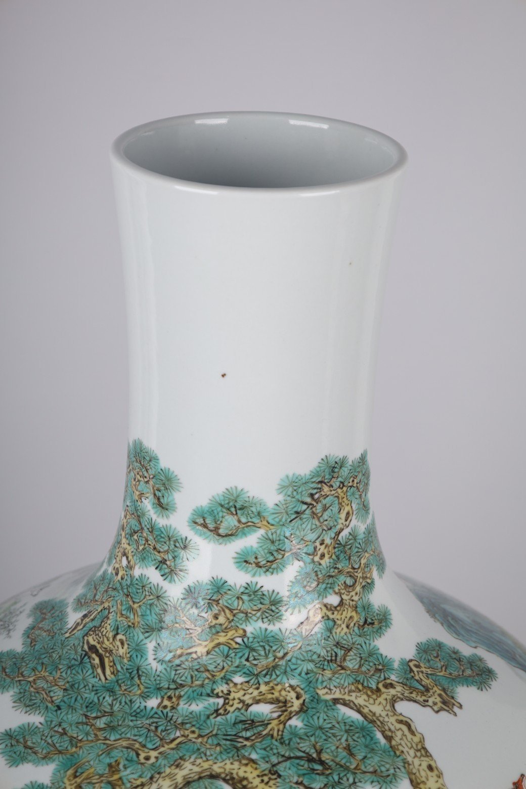 Qing Dynasty Qianlong famille rose celestial sphere vase