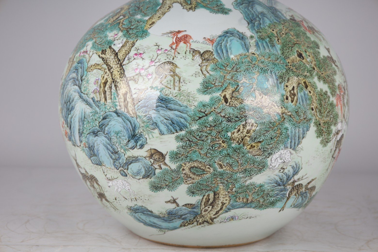 Qing Dynasty Qianlong famille rose celestial sphere vase