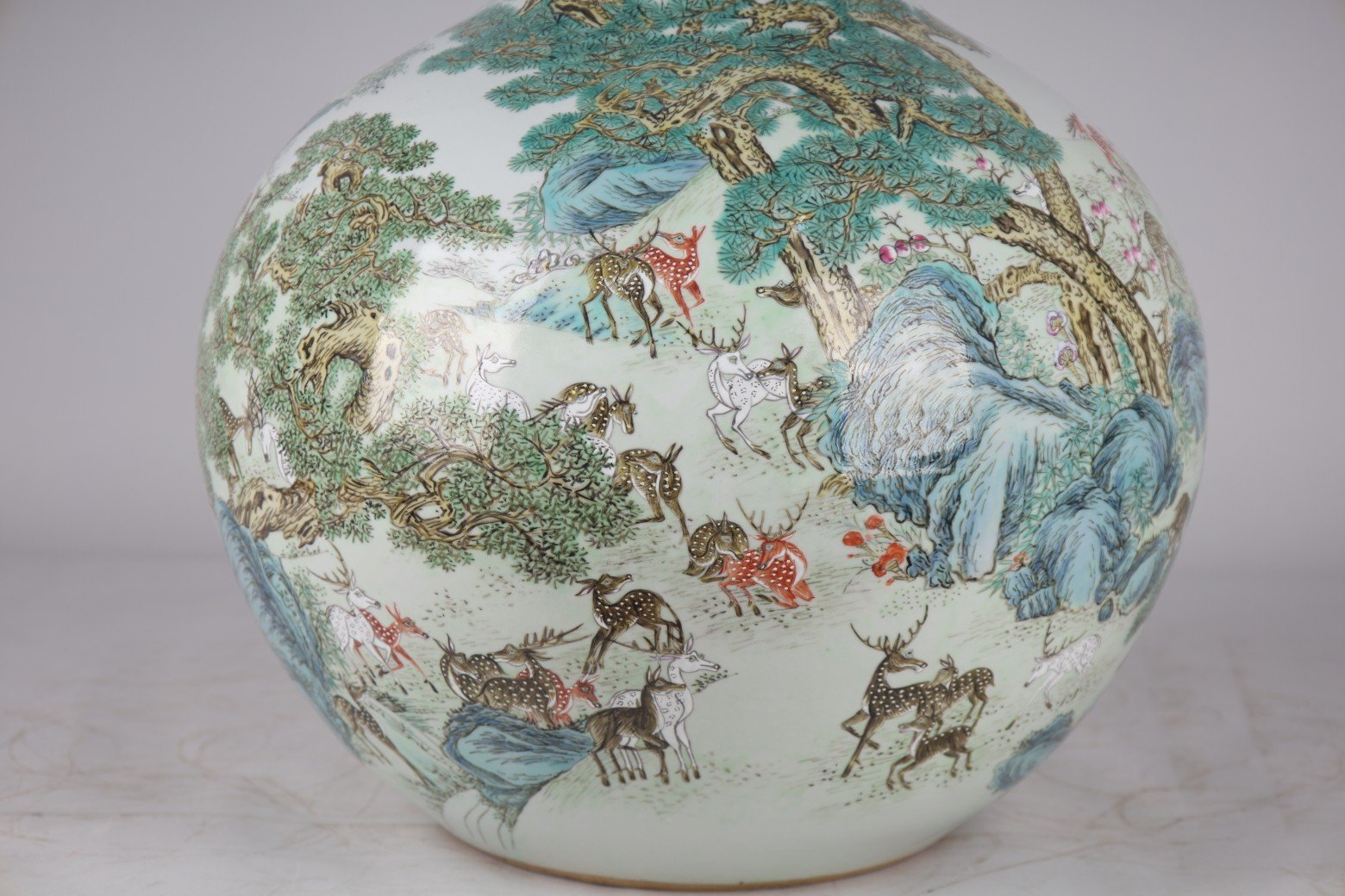 Qing Dynasty Qianlong famille rose celestial sphere vase