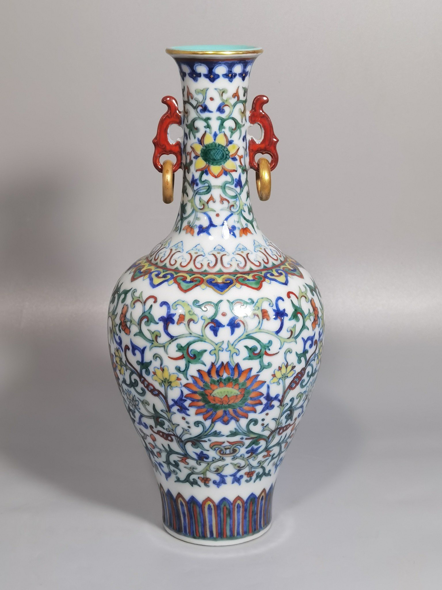 Qing Dynasty Qianlong blue and white doucai lotus pattern hanging ring amphorae