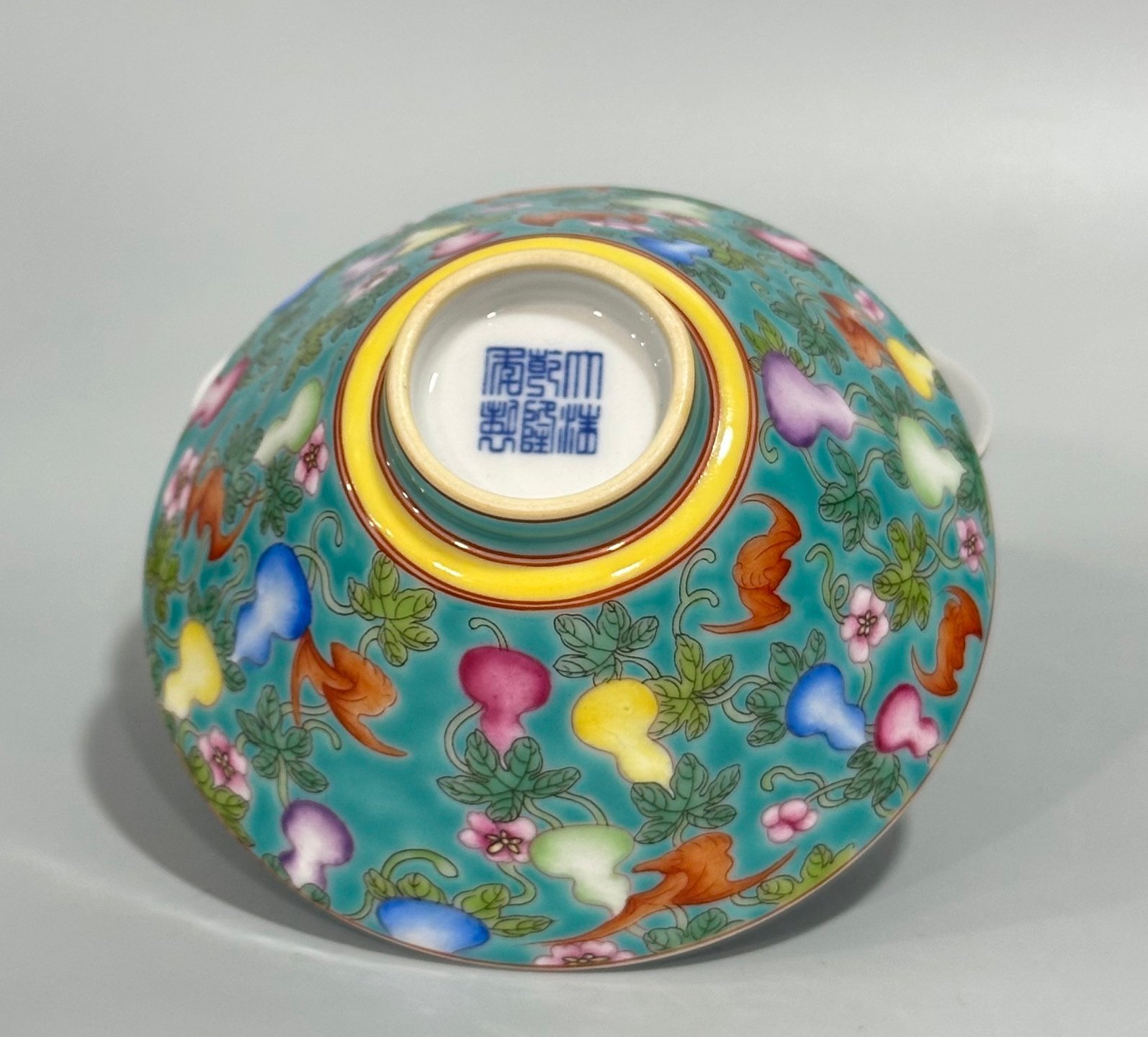Qing Dynasty Qianlong enamel-colored turquoise green glaze bamboo hat small bowl