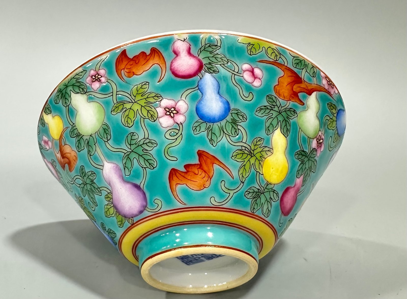 Qing Dynasty Qianlong enamel-colored turquoise green glaze bamboo hat small bowl