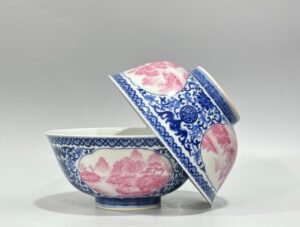 Qing Dynasty Qianlong Enamel blue and whit longevity flowers agate red landscape pavilion bowl
