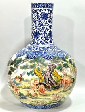 Qing Dynasty Qianlong Enamel blue lace celestial sphere vase