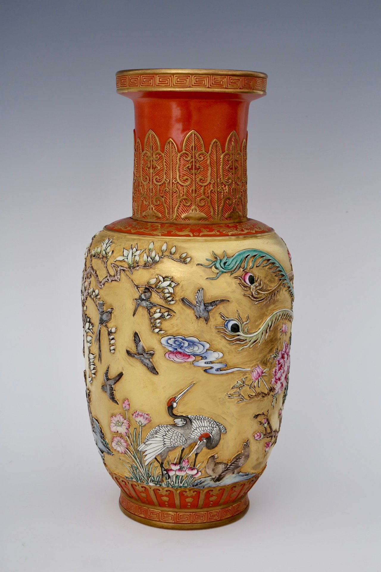 Qing Dynasty Qianlong Pastel gold engraved vase with flowers and birds