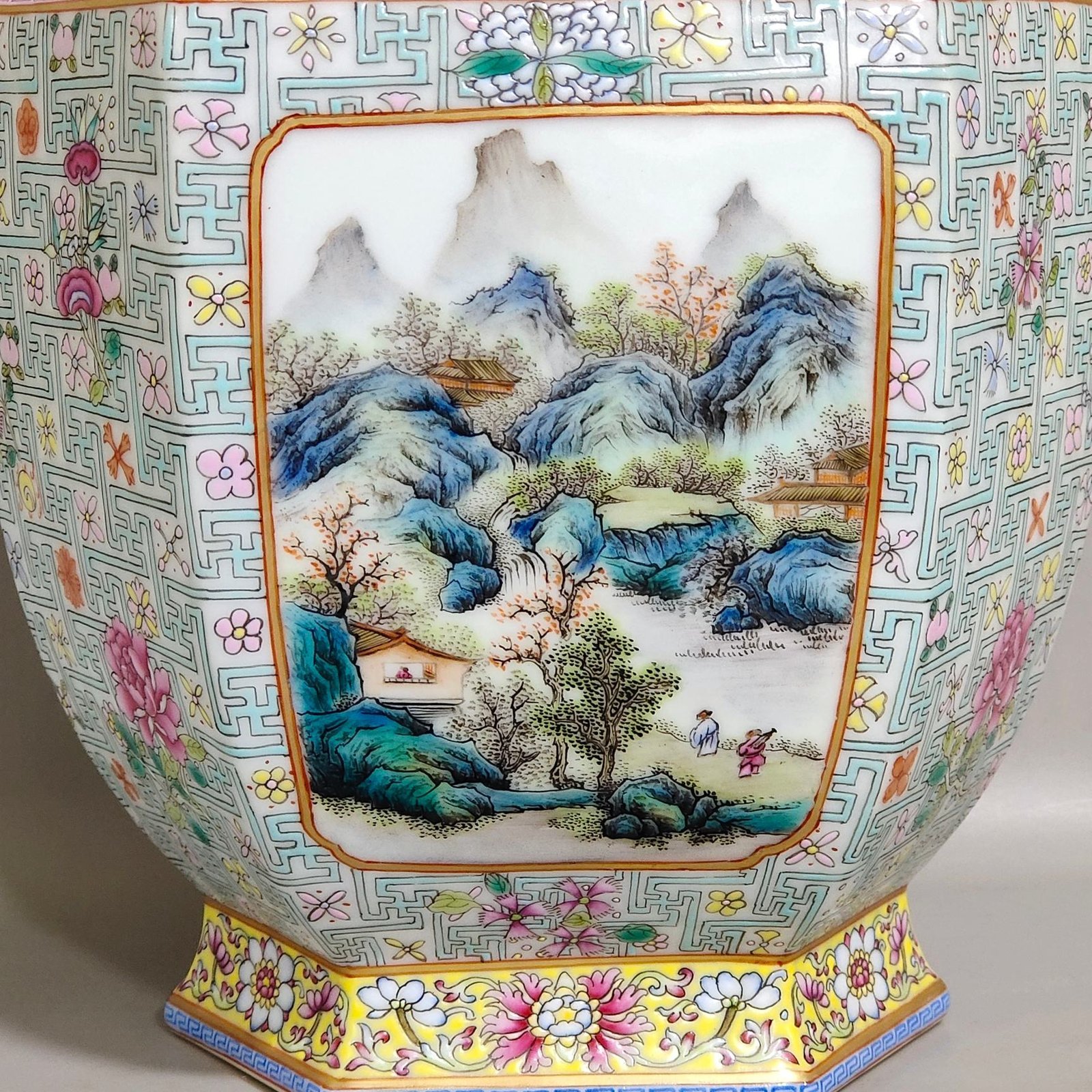 Qing Dynasty Qianlong open window landscape poem inscribed with dragon bottom six-sided amphorae