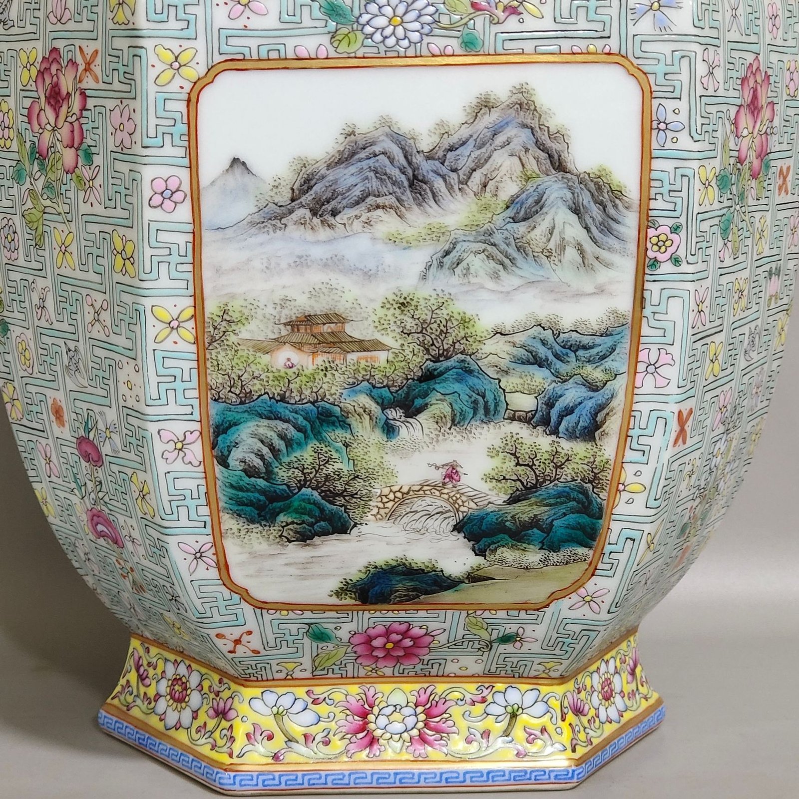 Qing Dynasty Qianlong open window landscape poem inscribed with dragon bottom six-sided amphorae