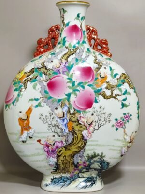 Qing Dynasty Qianlong Nine Peach Nine Boys Poems Nine Sons Climbing Peach Large flat vase