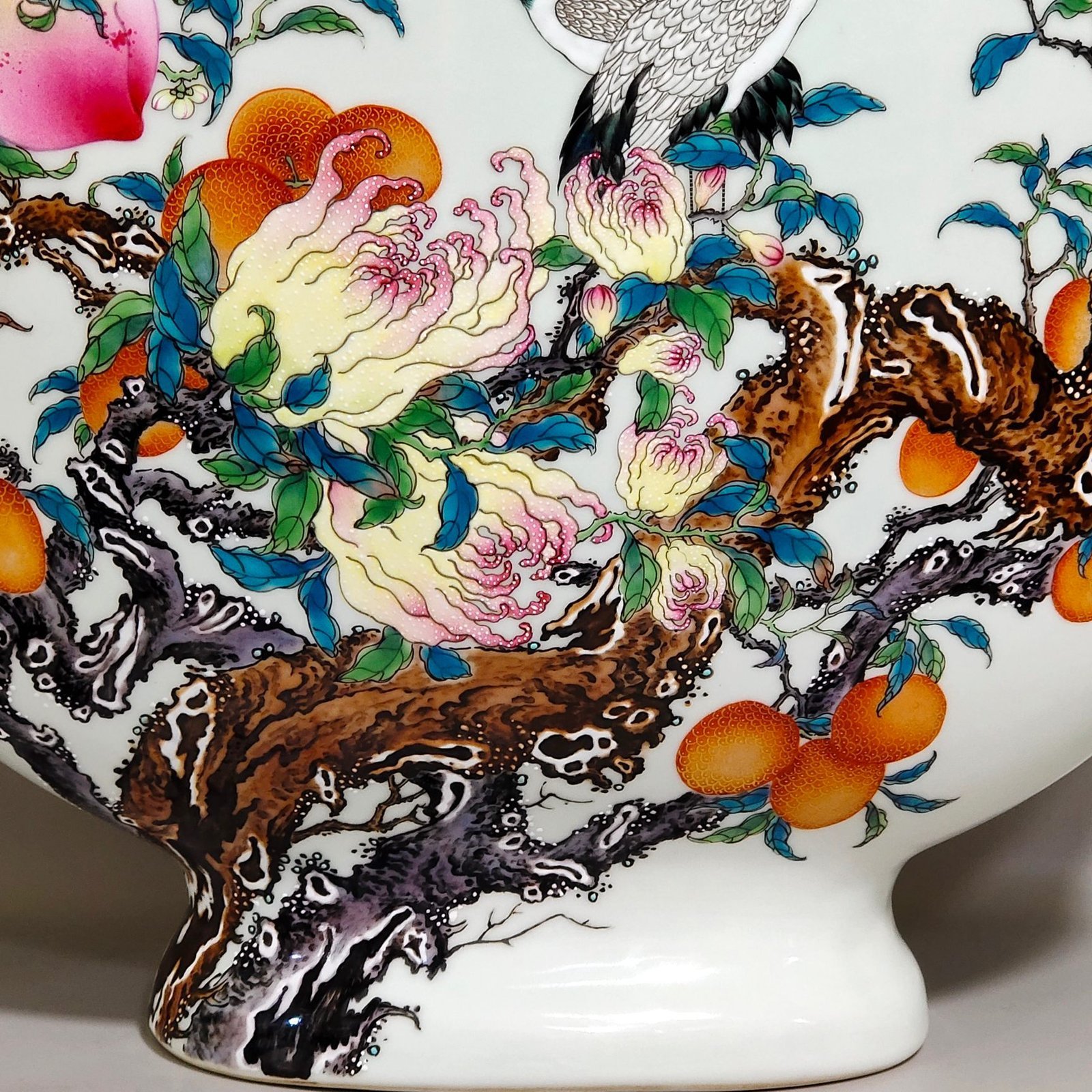 Qing Dynasty Qianlong Famille rose Nine Peach Large flat vase