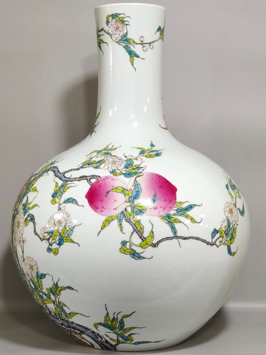 Qing Dynasty Qianlong Five Blessings and Nine Peach Celestial Ball Vase