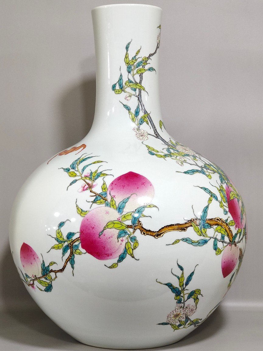 Qing Dynasty Qianlong Five Blessings and Nine Peach Celestial Ball Vase