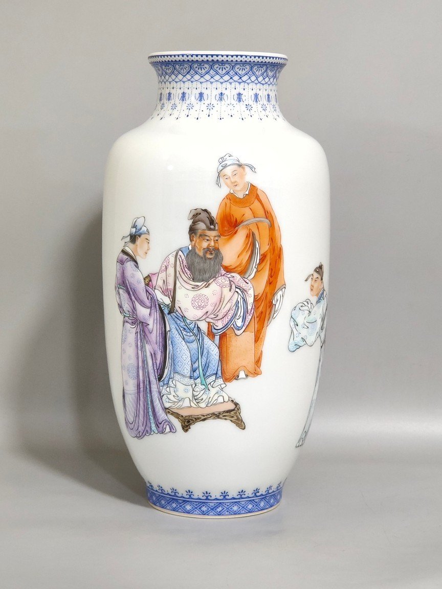 Qing Dynasty Qianlong character story peaches and plums Winter melon vase