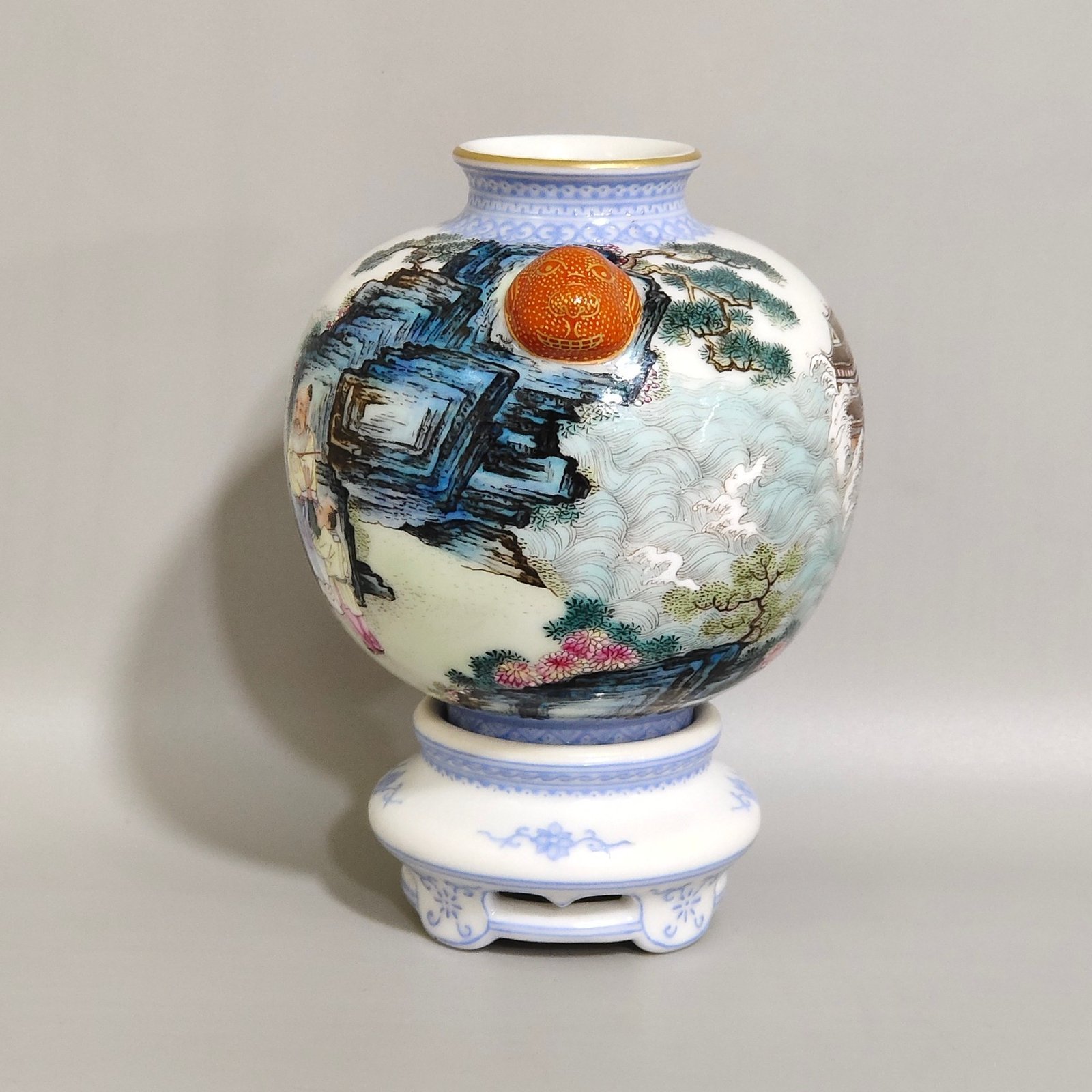 Qing Dynasty Qianlong characters story bowl