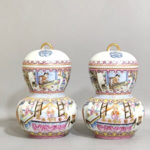 Qing Dynasty Qianlong character story warm wine pot
