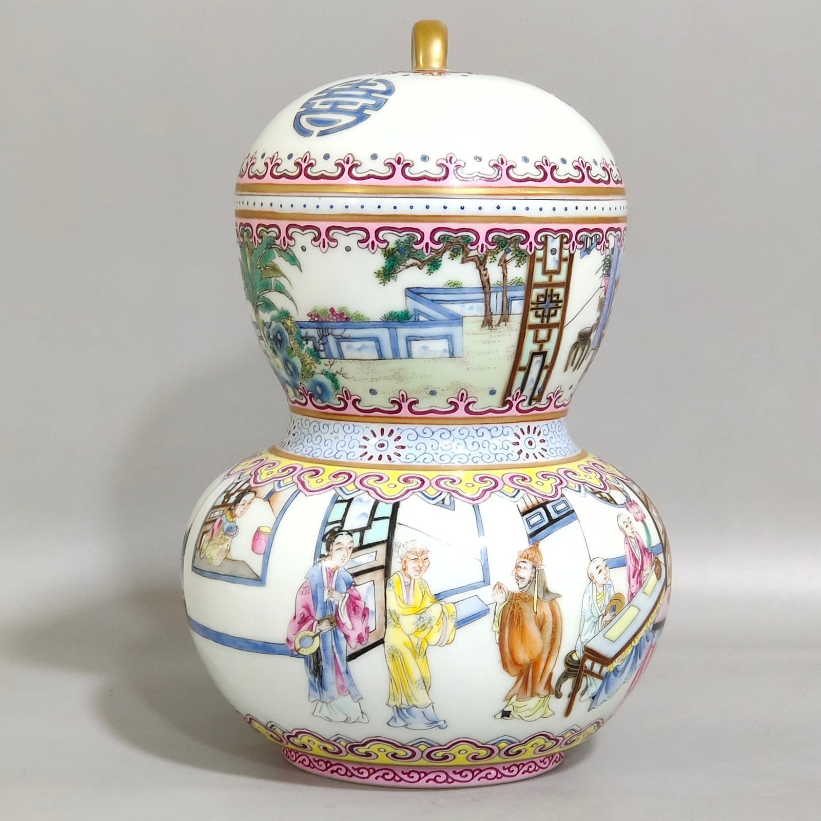 Qing Dynasty Qianlong character story warm wine pot
