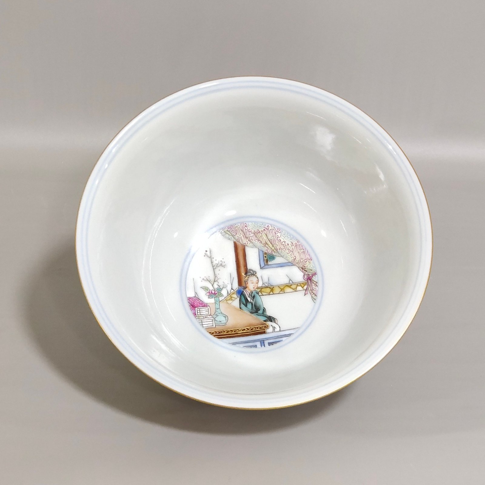 Qing Dynasty Qianlong character story bowl