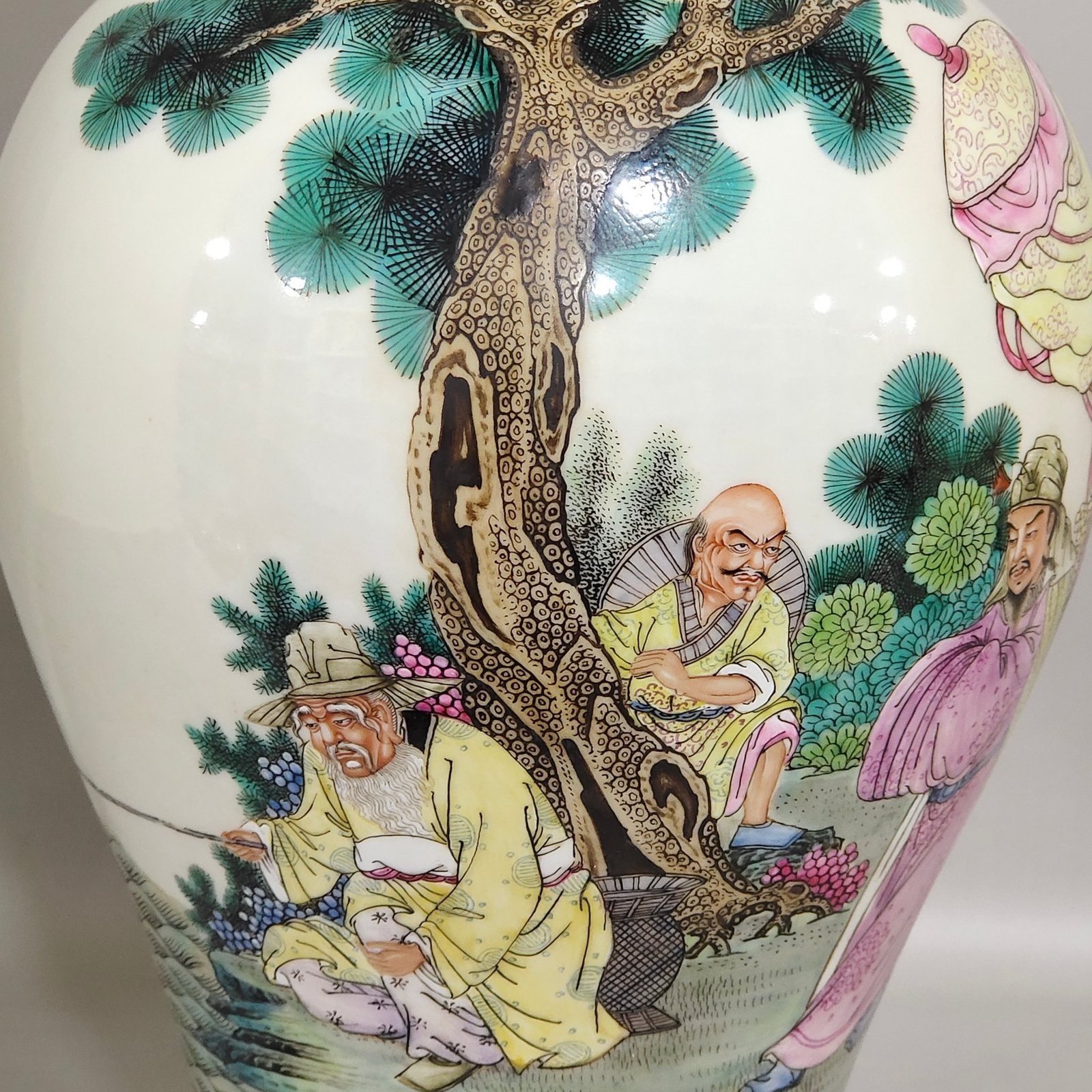 Qing Dynasty Qianlong figure Wen Wang’s visit to the wise and inscribed poem vase