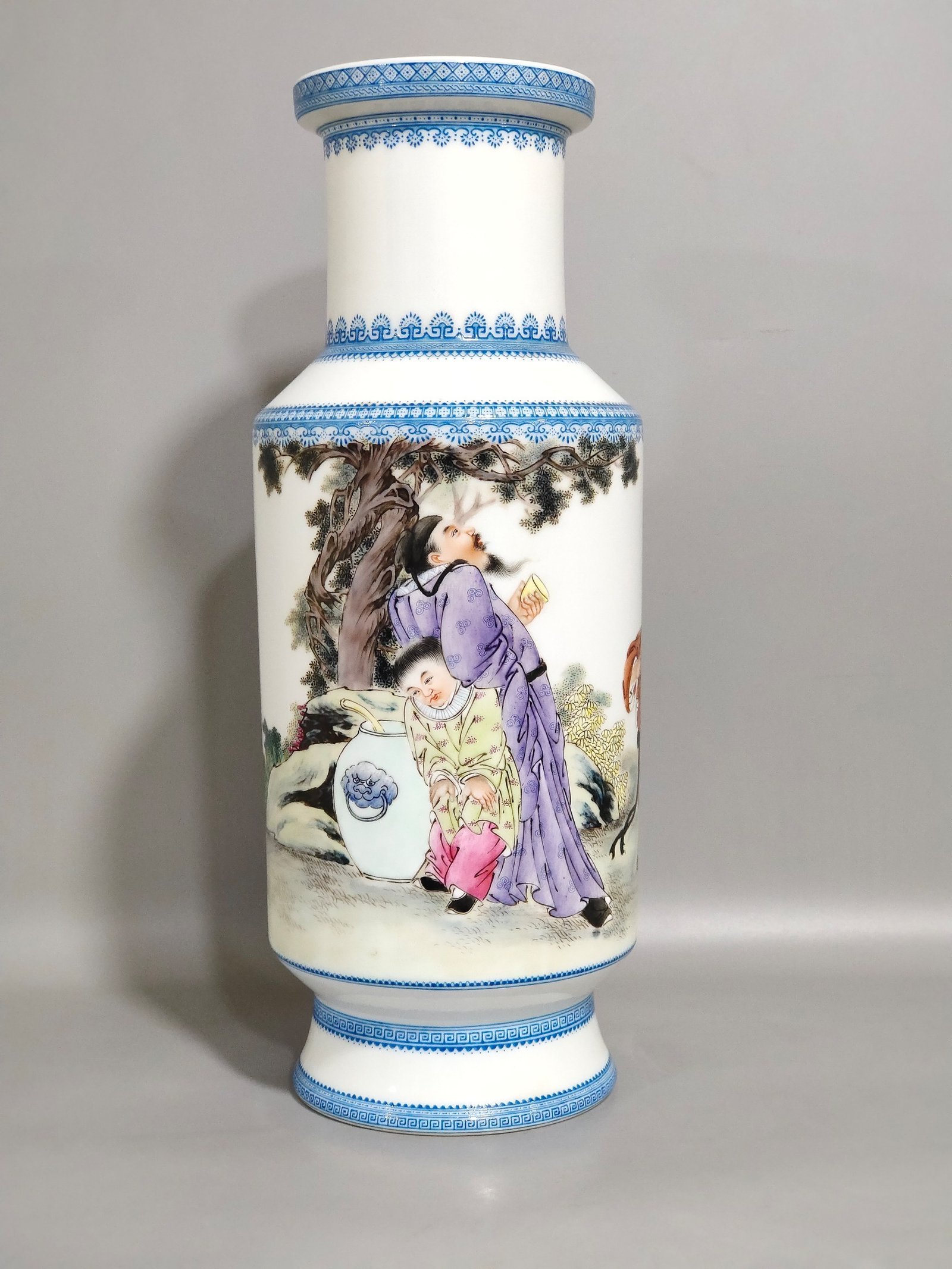 Qing Dynasty Qianlong figure enamel Li Bai drunken stick vase