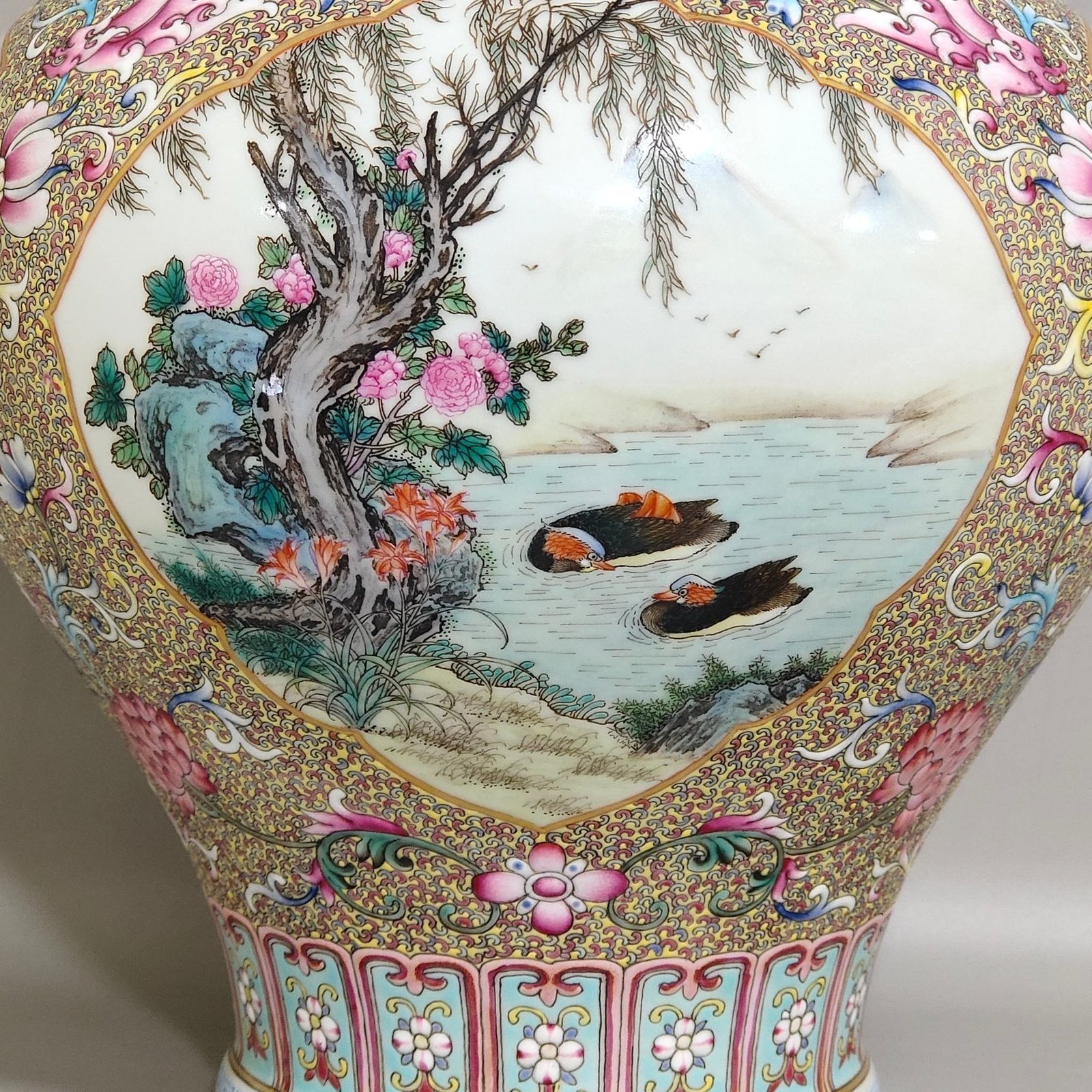 Qing Dynasty Qianlong Aluminum red landscape attic incense burner