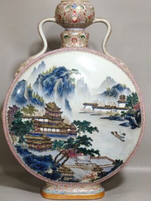 Qing Dynasty Qianlong window landscape attic flat vase