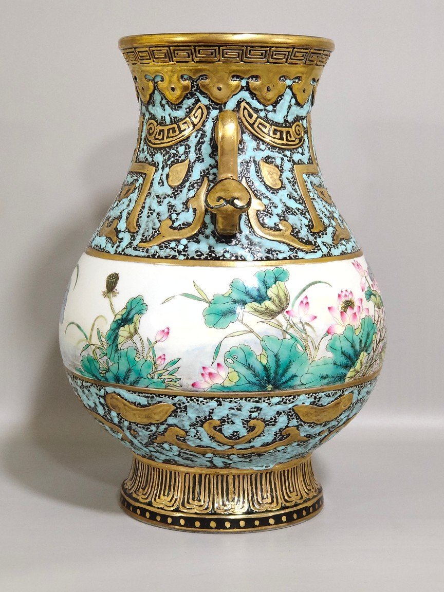 Qing Dynasty Qianlong bronze colored mandarin duck water lotus double-eared statue