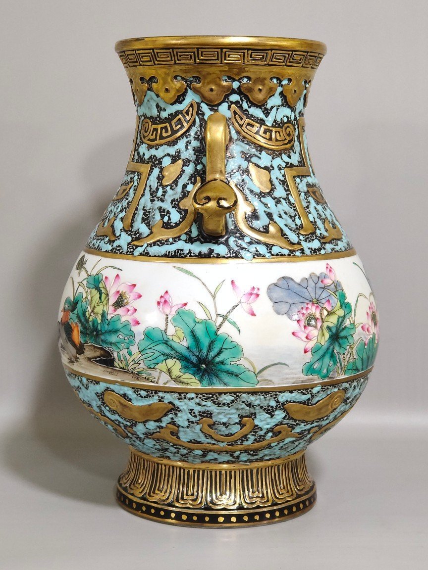 Qing Dynasty Qianlong bronze colored mandarin duck water lotus double-eared statue