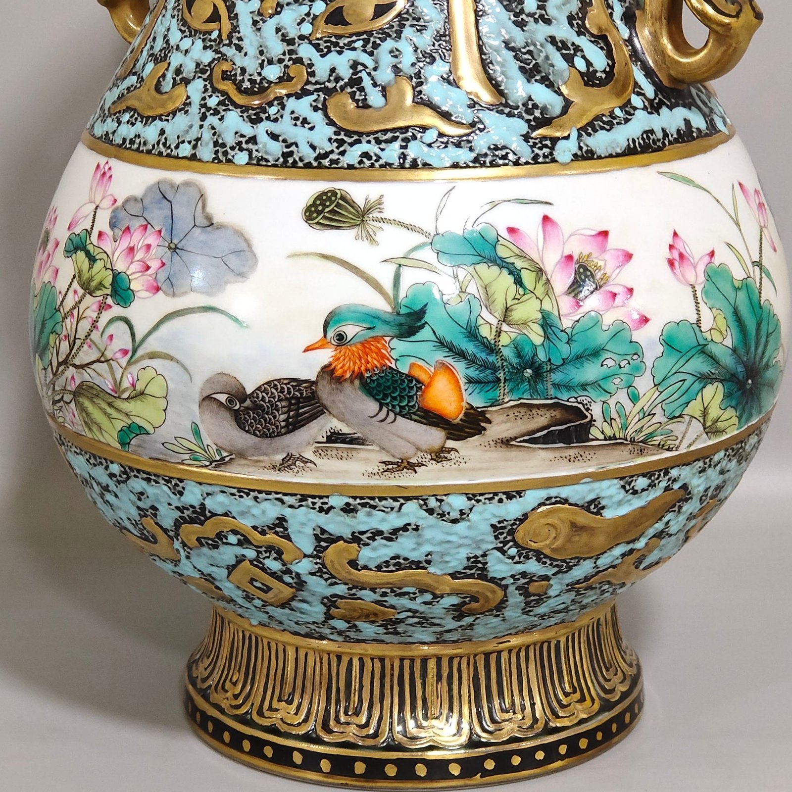 Qing Dynasty Qianlong bronze colored mandarin duck water lotus double-eared statue