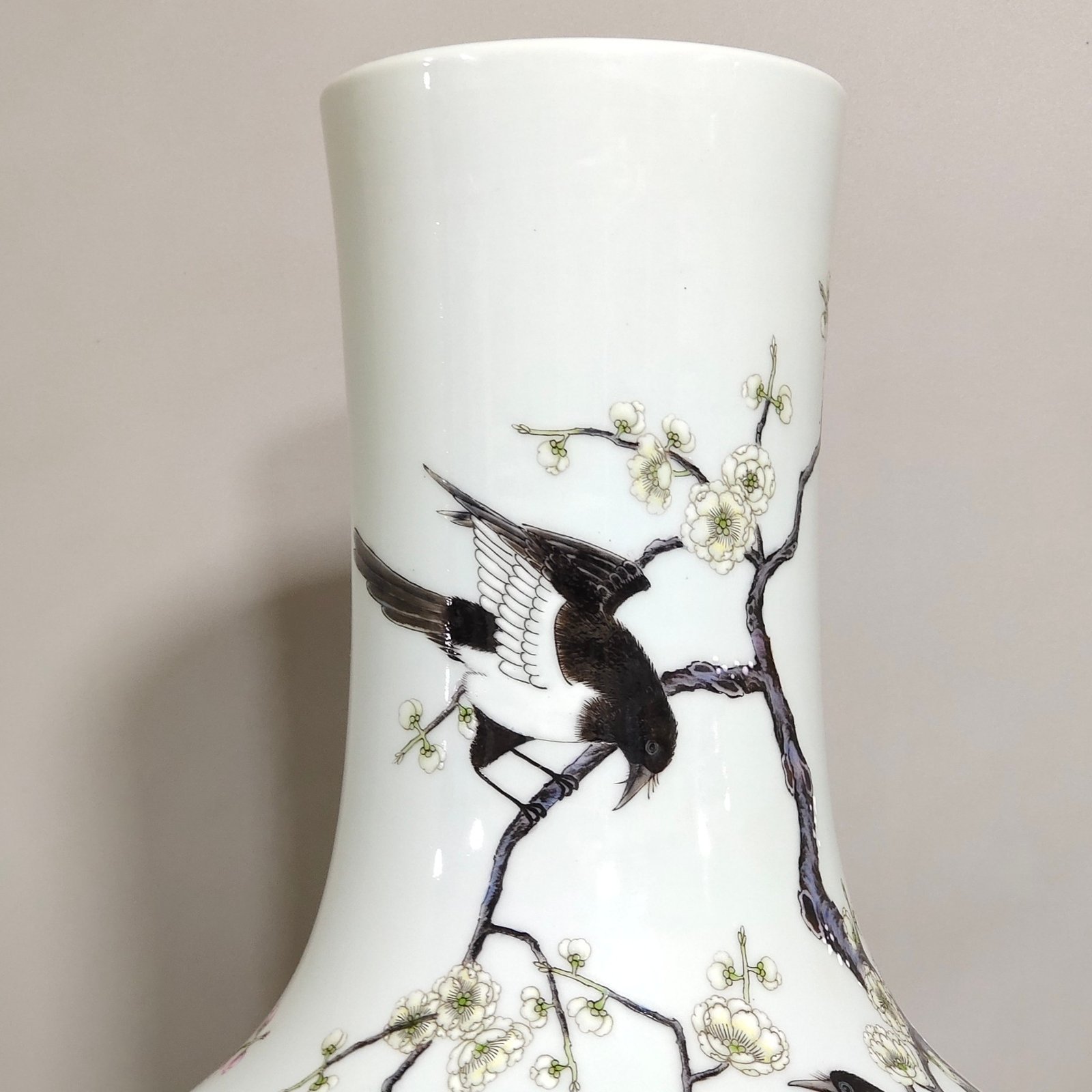 Qing Dynasty Qianlong a celestial sphere vase