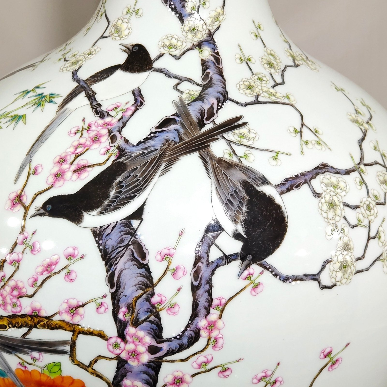 Qing Dynasty Qianlong a celestial sphere vase