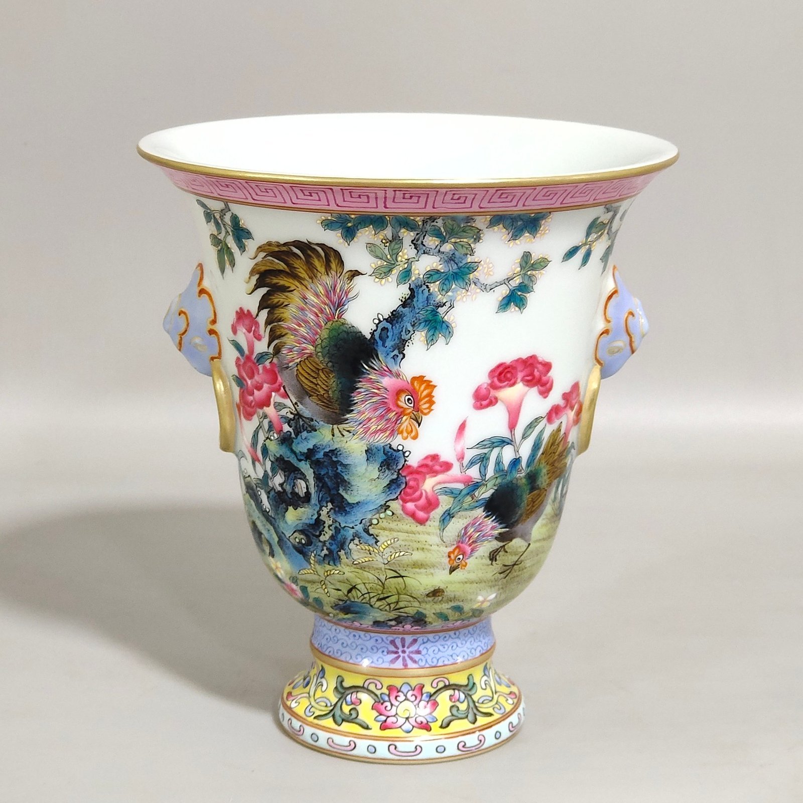 Qing Dynasty Qianlong poem “Good Luck and Good Luck” two-ear cup