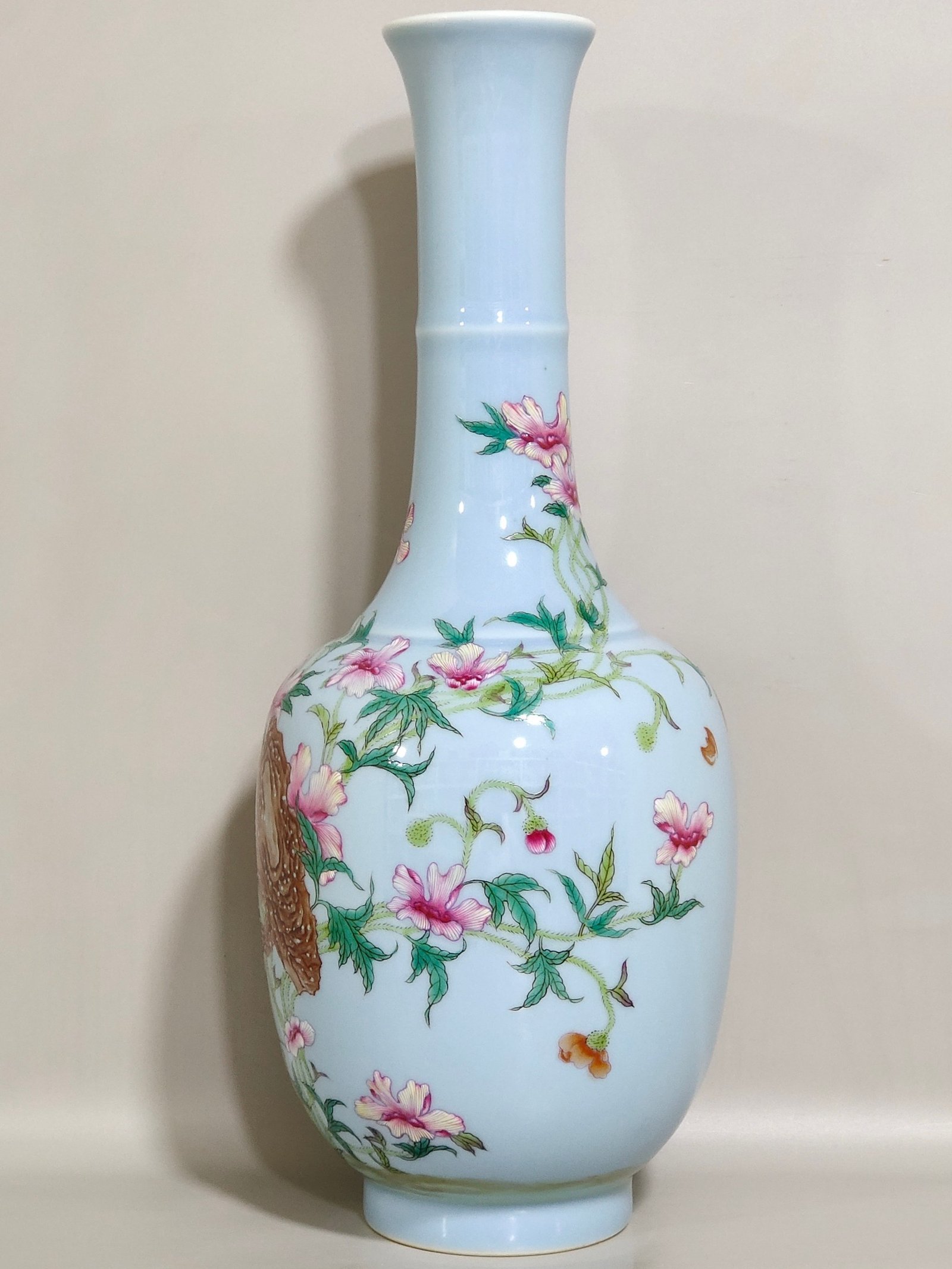 Qing Dynasty Qianlong A sky-blue glazed poppy flask