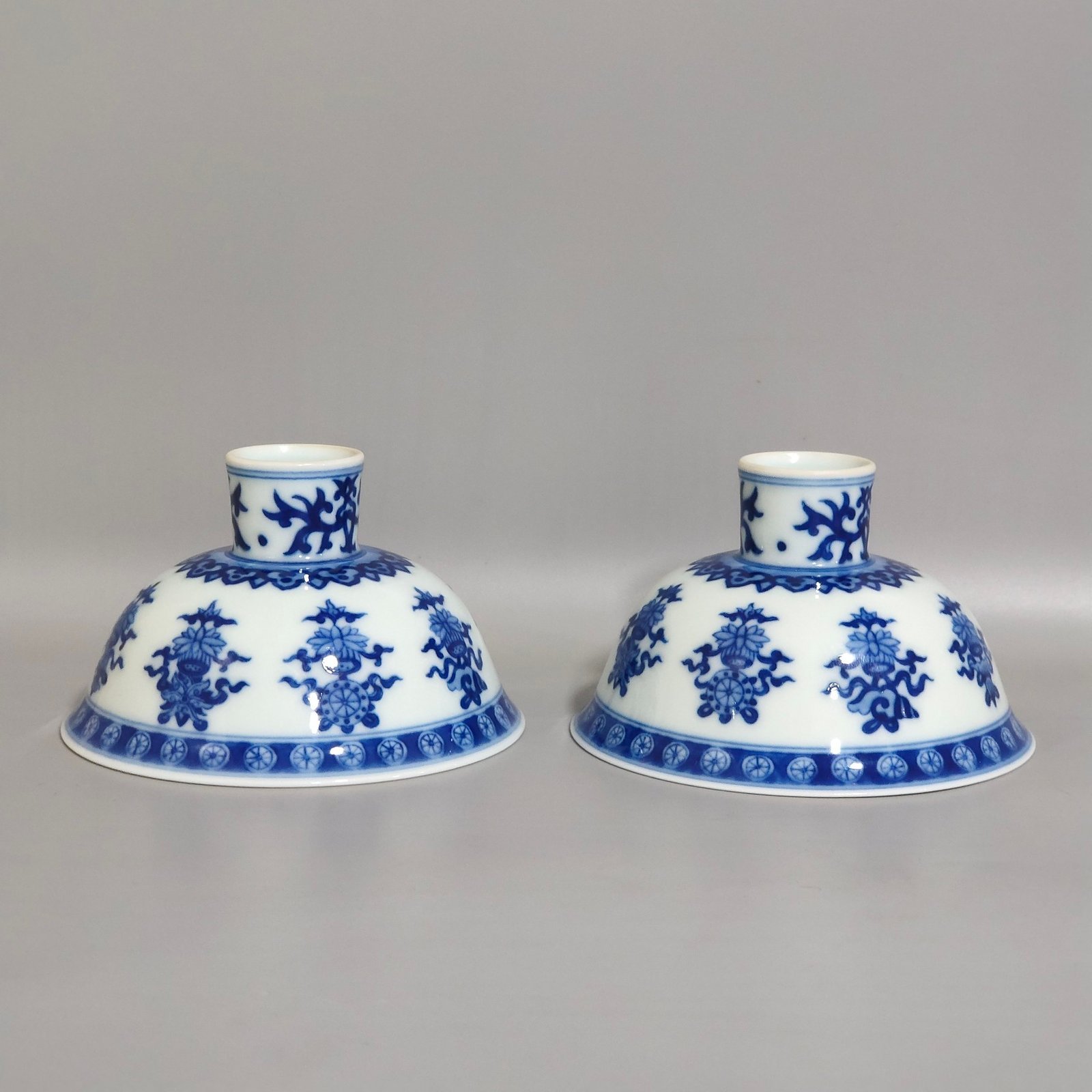 Qing Dynasty Qianlong Ruyi Eight Treasures Pattern Goblet