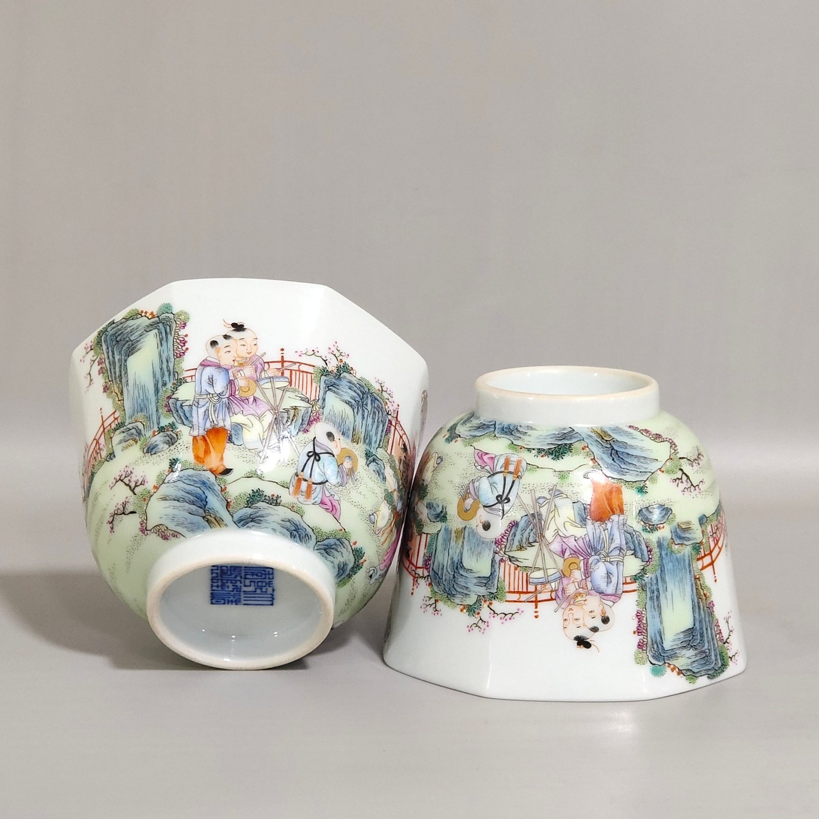 Qing Dynasty Qianlong Infant Playing Cup