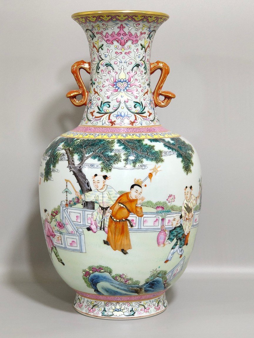 Qing Dynasty Qianlong infant play amphorae